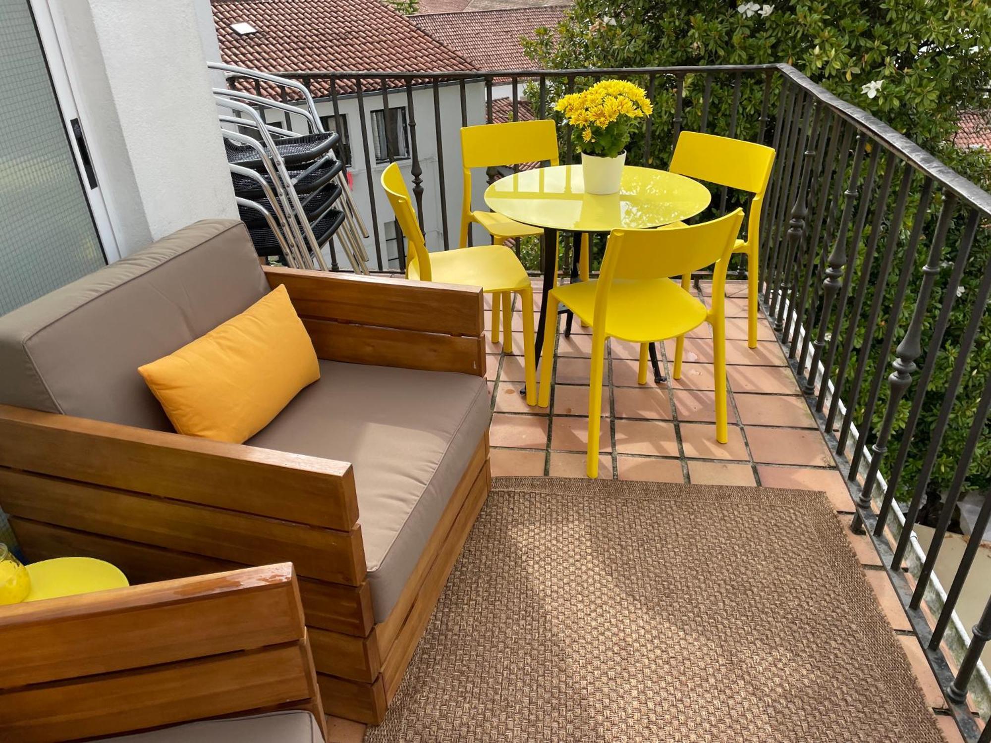 Yellow Home Santiago de Compostela Exterior photo